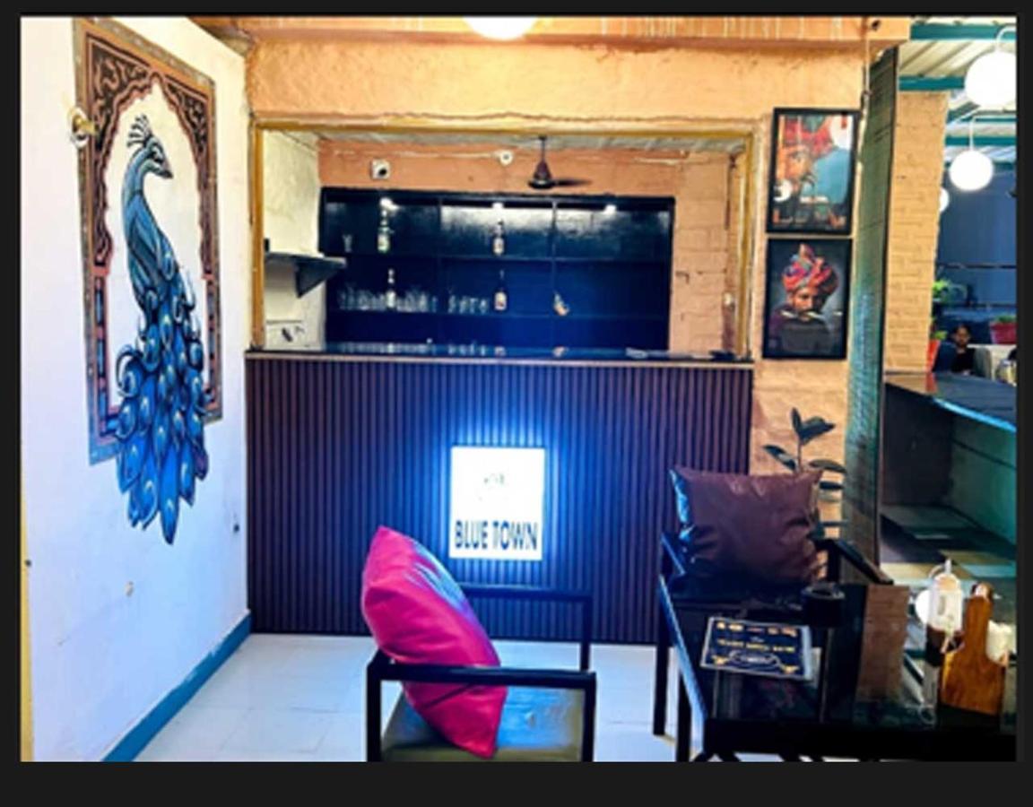 Blue Town Hostel & Cafe Jodhpur  Eksteriør billede